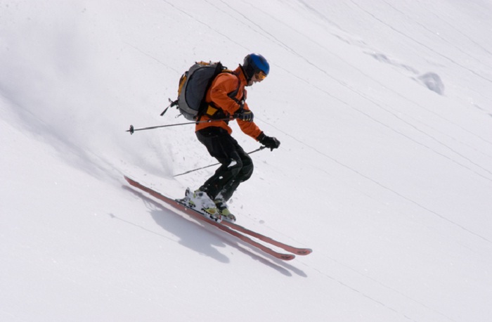 alpine skiing