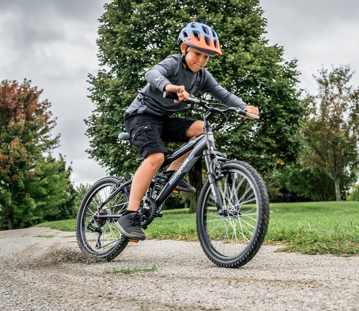 24 Inch Mongoose Ledge 2.1 Boys' Mountain Bike For Kids
